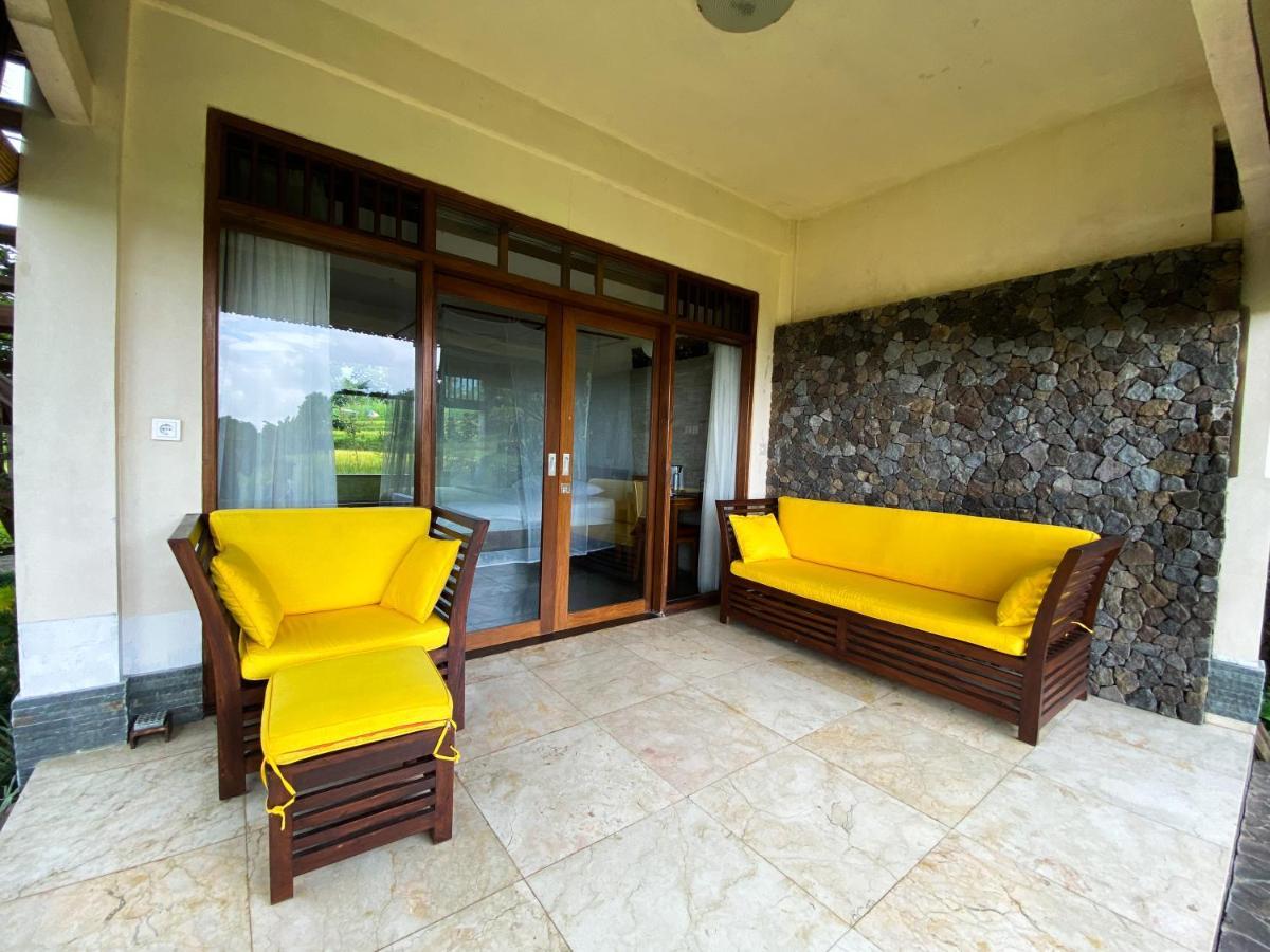 Lesong Hotel And Restaurant Munduk Buitenkant foto